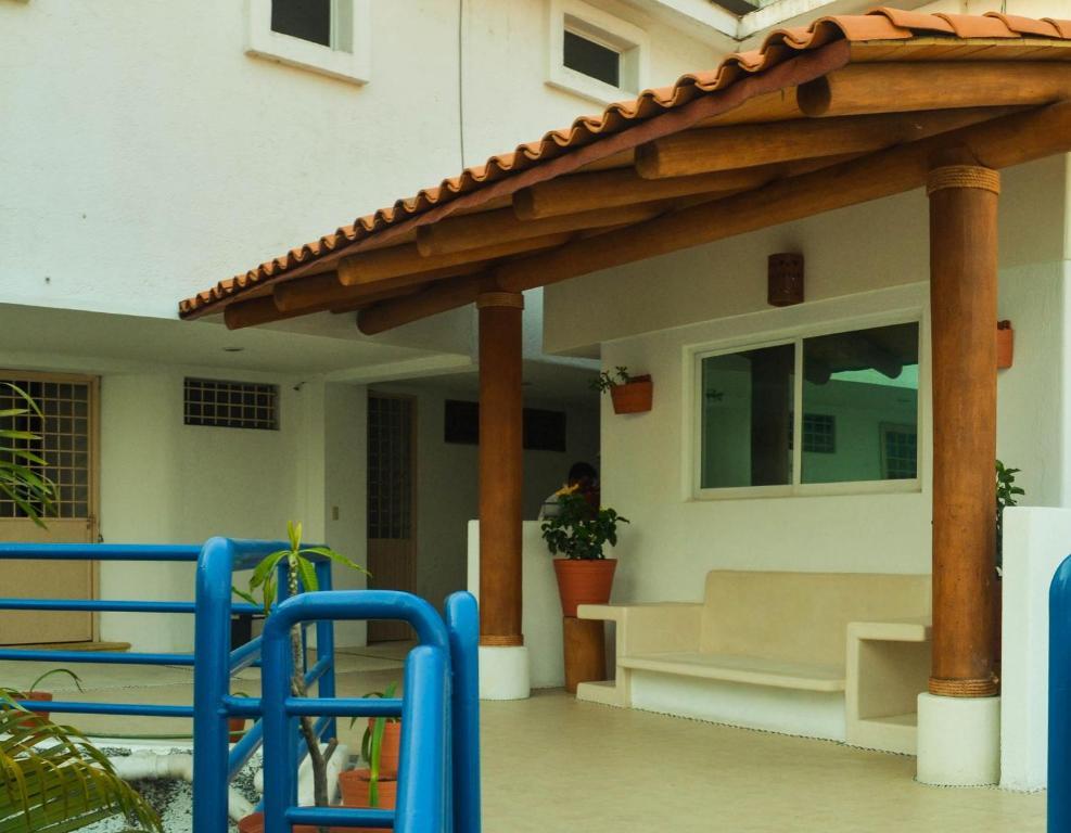 Ixtapa Plaza Hotel 3*