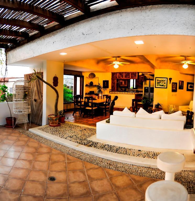 Hotel Ixtapa Plaza 3*