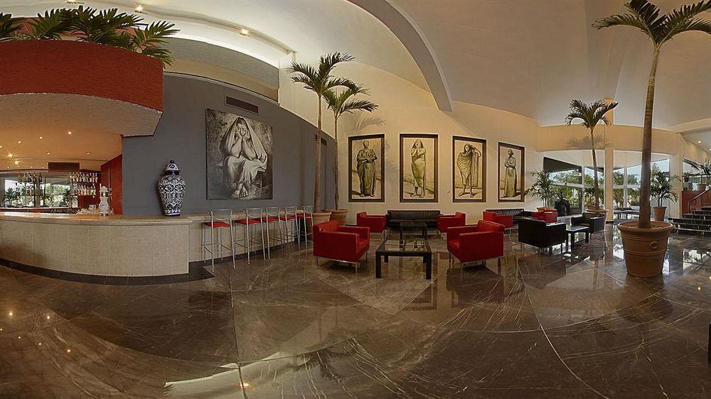 Resort Oasis Palm Cancun