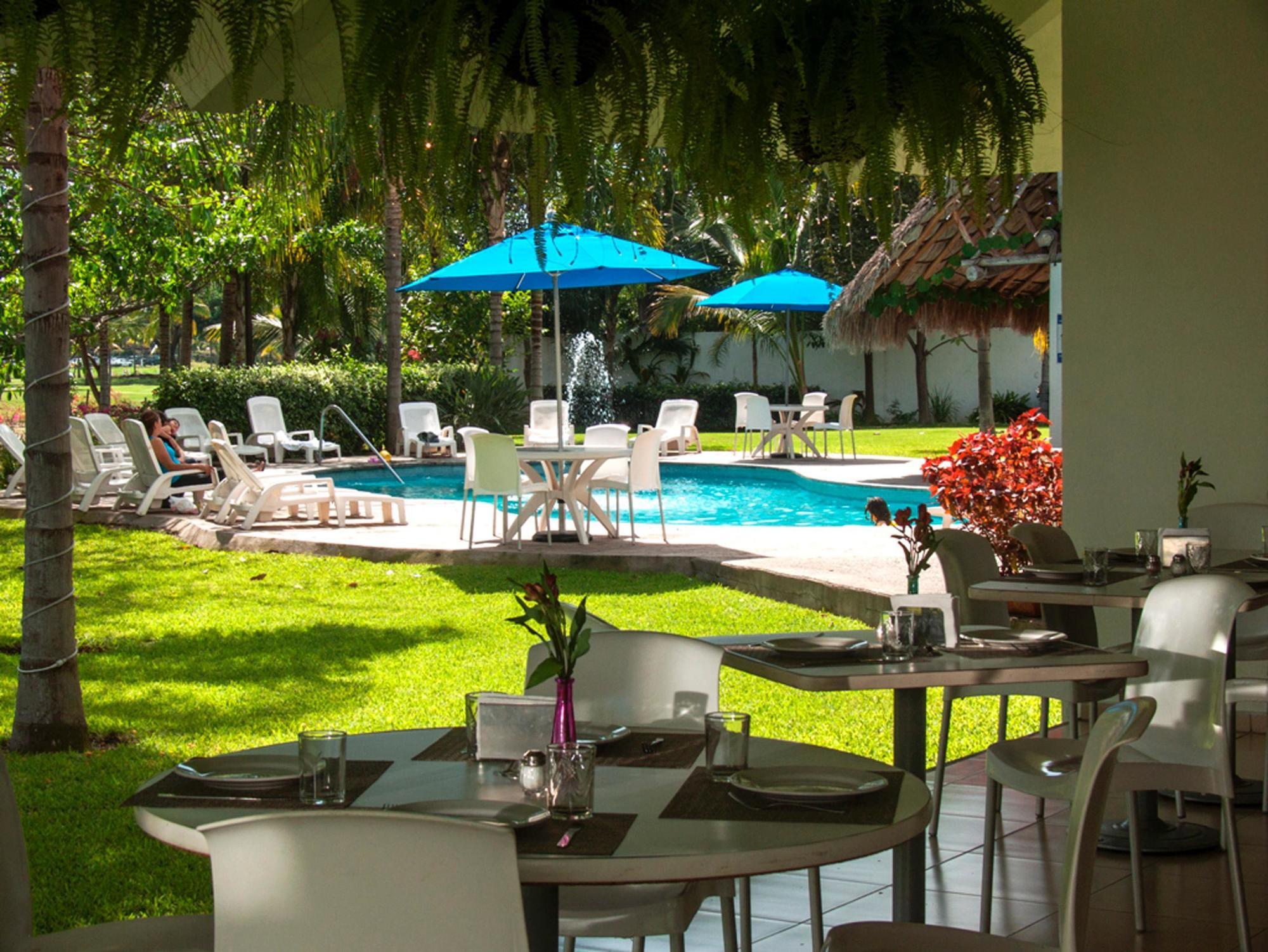Inn Comfort Golfside & Marina
