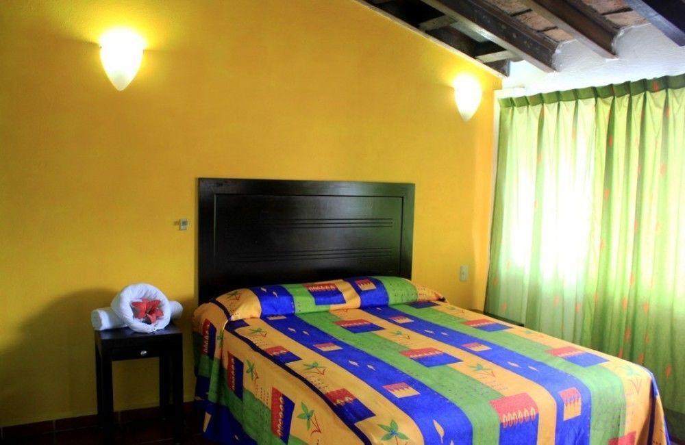 La Iguana Vallarta Lgbt Adults Only - Romantic Zone - Party Clubbing Street Puerto Vallarta
