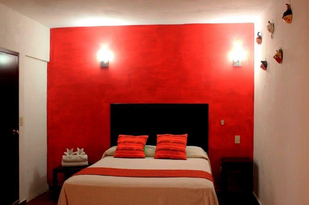 Hotel La Iguana Vallarta Lgbt Adults Only - Romantic Zone - Party Clubbing Street Puerto Vallarta