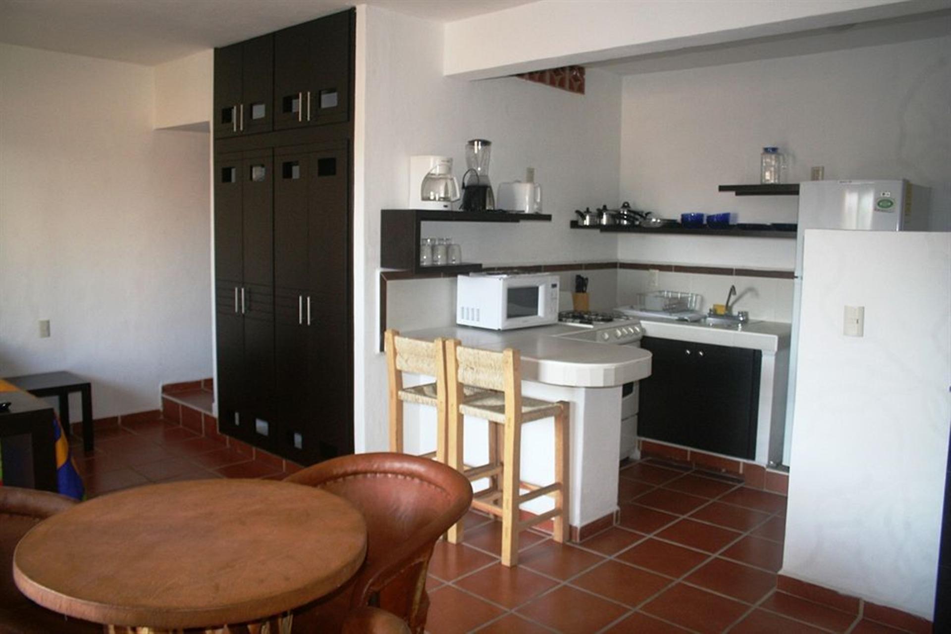 Hotel La Iguana Vallarta Lgbt Adults Only - Romantic Zone - Party Clubbing Street Puerto Vallarta