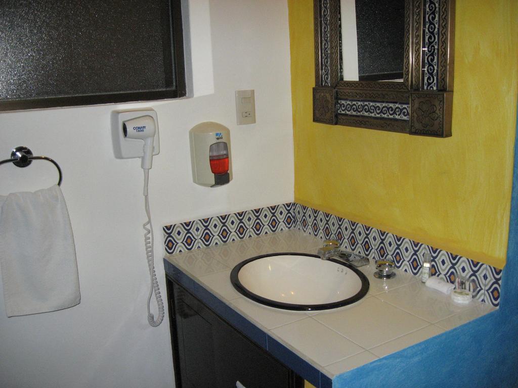 Aparthotel Maria Antonieta 4*