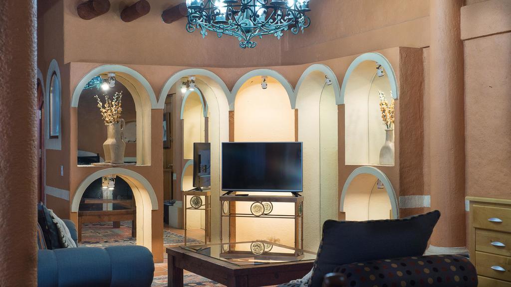 Hotel El Rebozo 5*