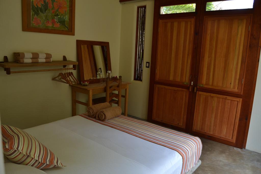 Hotel Celeste Del Mar Eco-hotel
