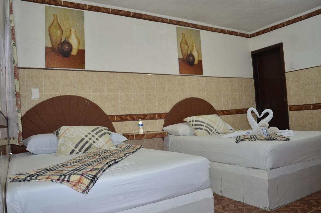 Real Azteca Hotel 3*