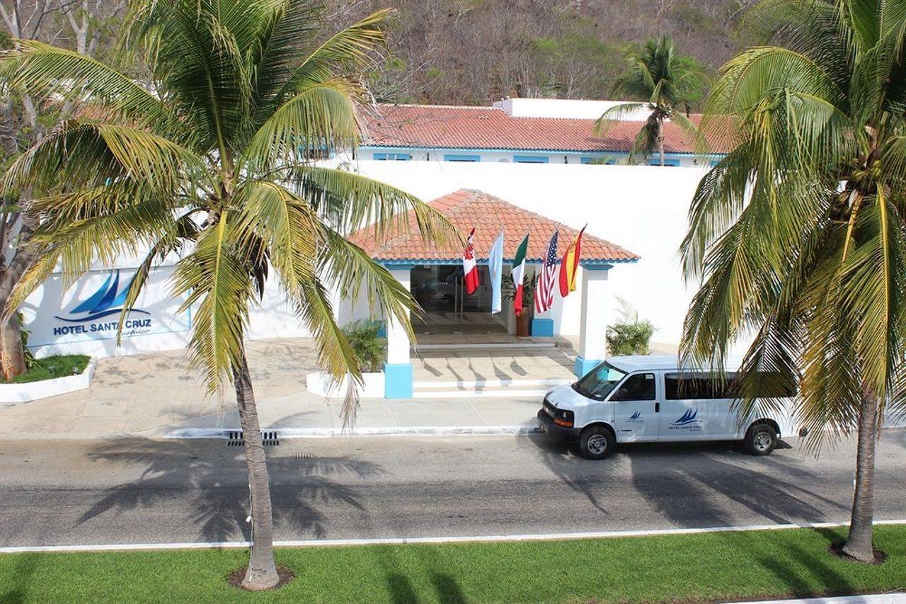 Hotel Santa Cruz Huatulco 4*