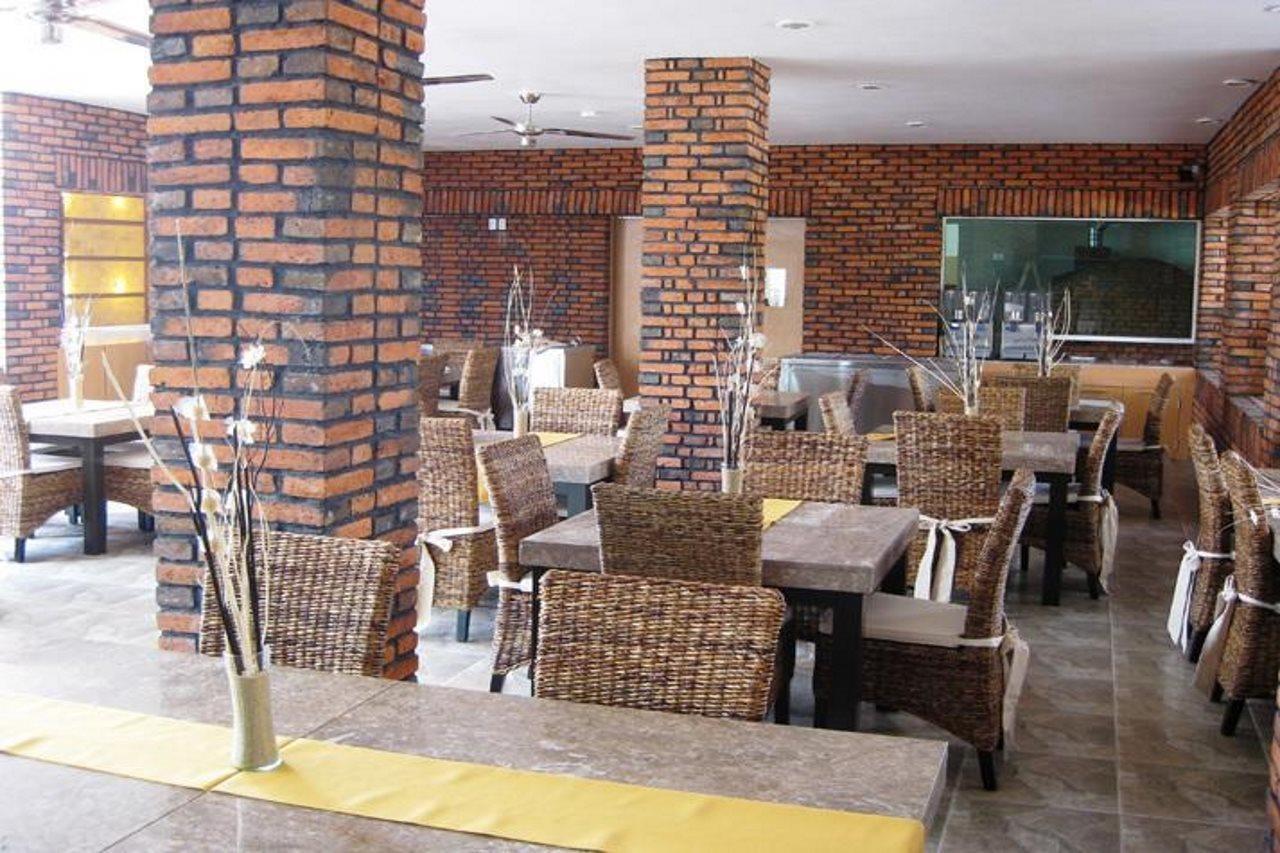La Isla Hotel 4*