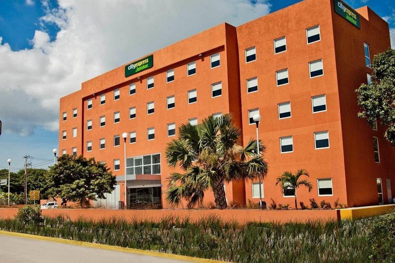 Express Junior By Marriott Aeropuerto Hotel