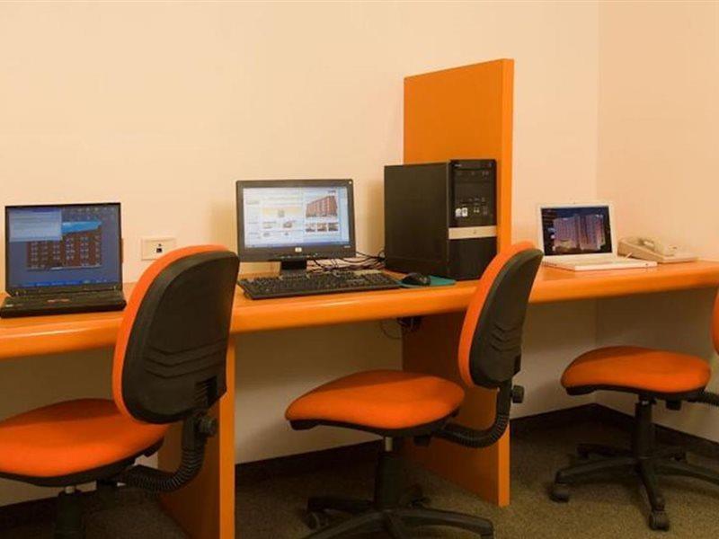 Hotel Express Junior By Marriott Mexicali