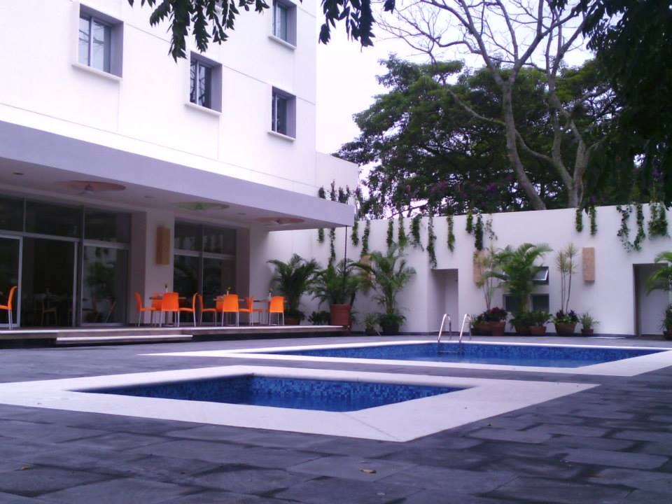 Hb Hotel 4*