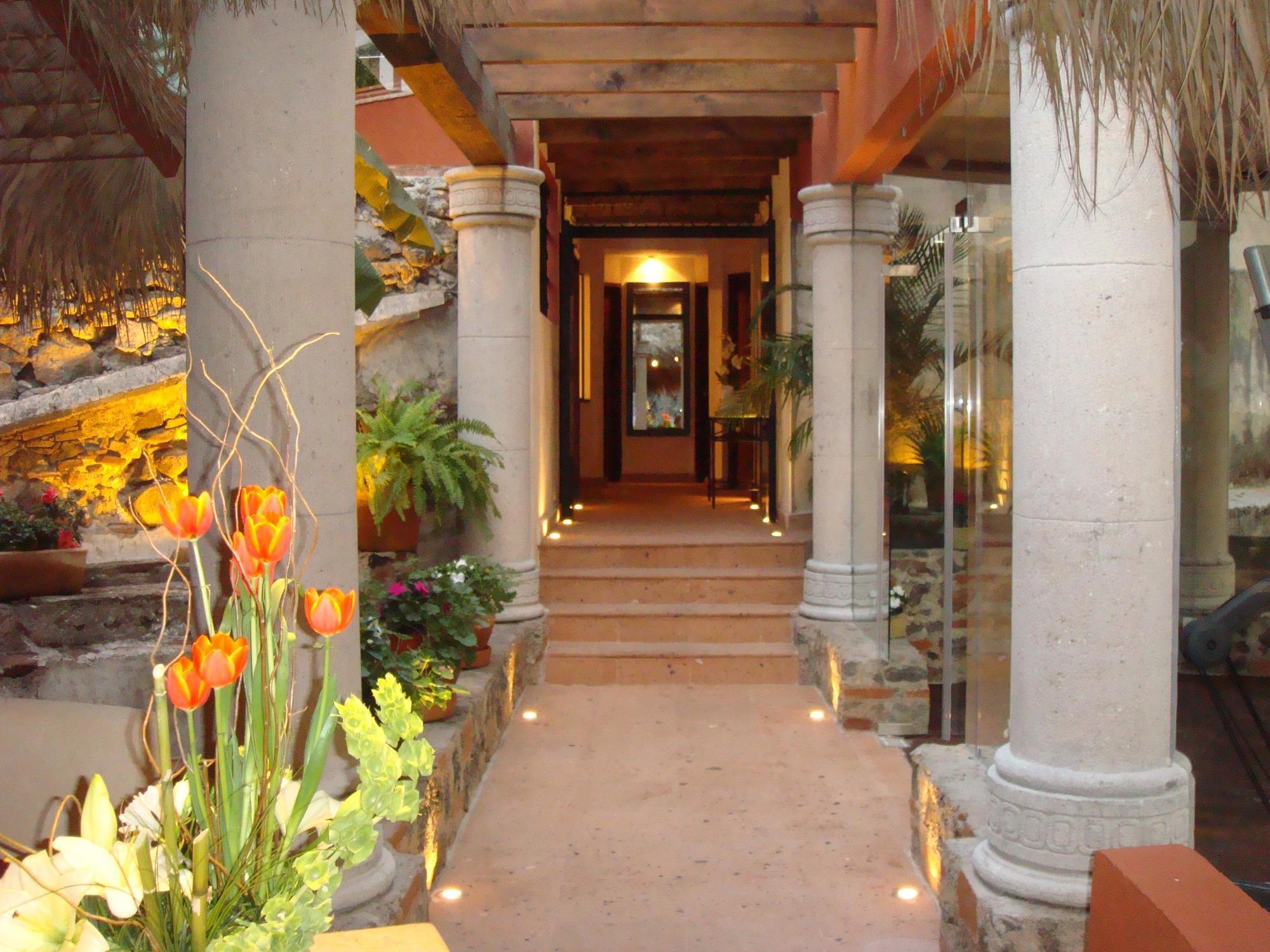 Hotel & Hacienda De Cortes