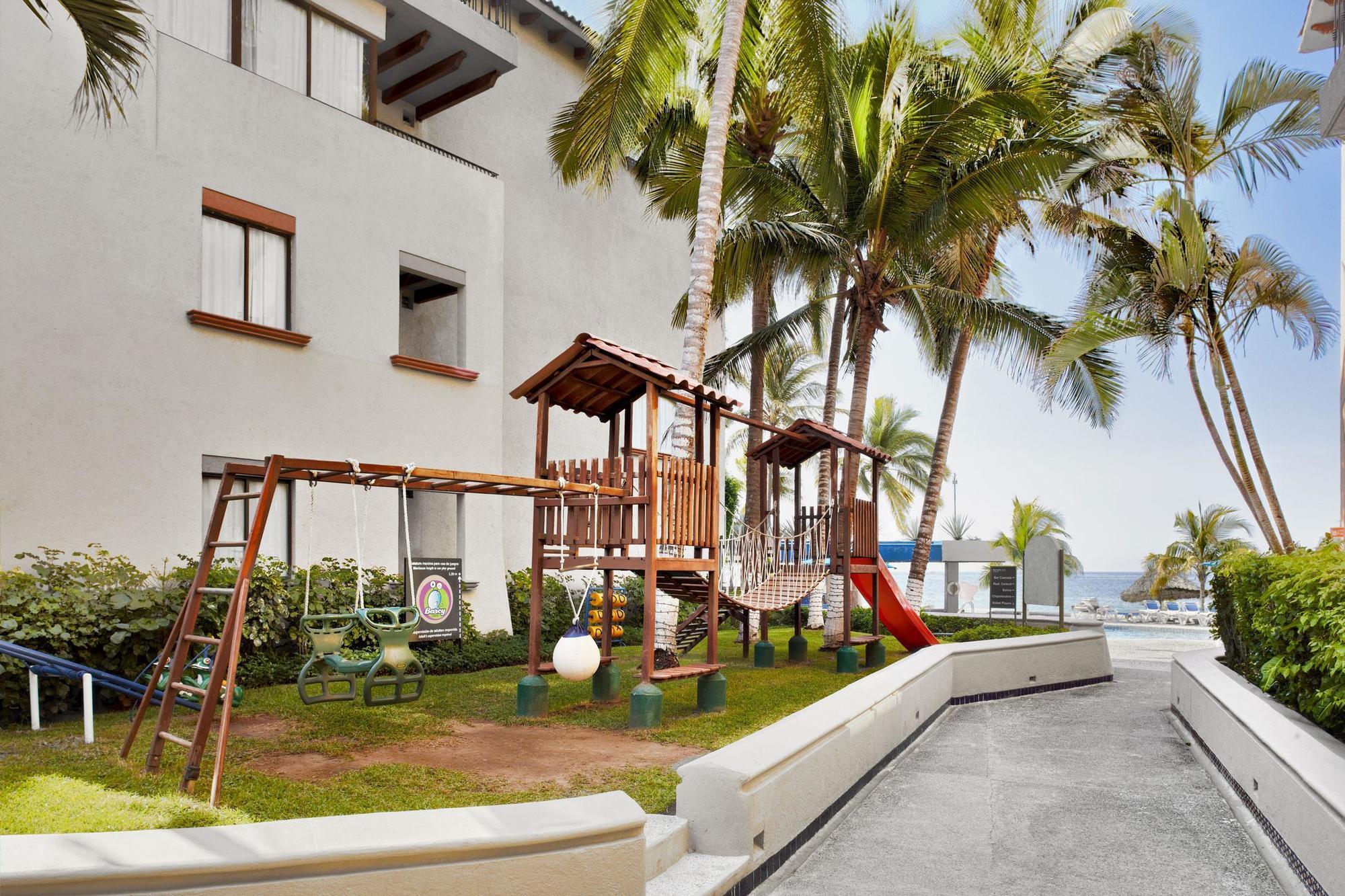 Barcelo Ixtapa Resort 5*
