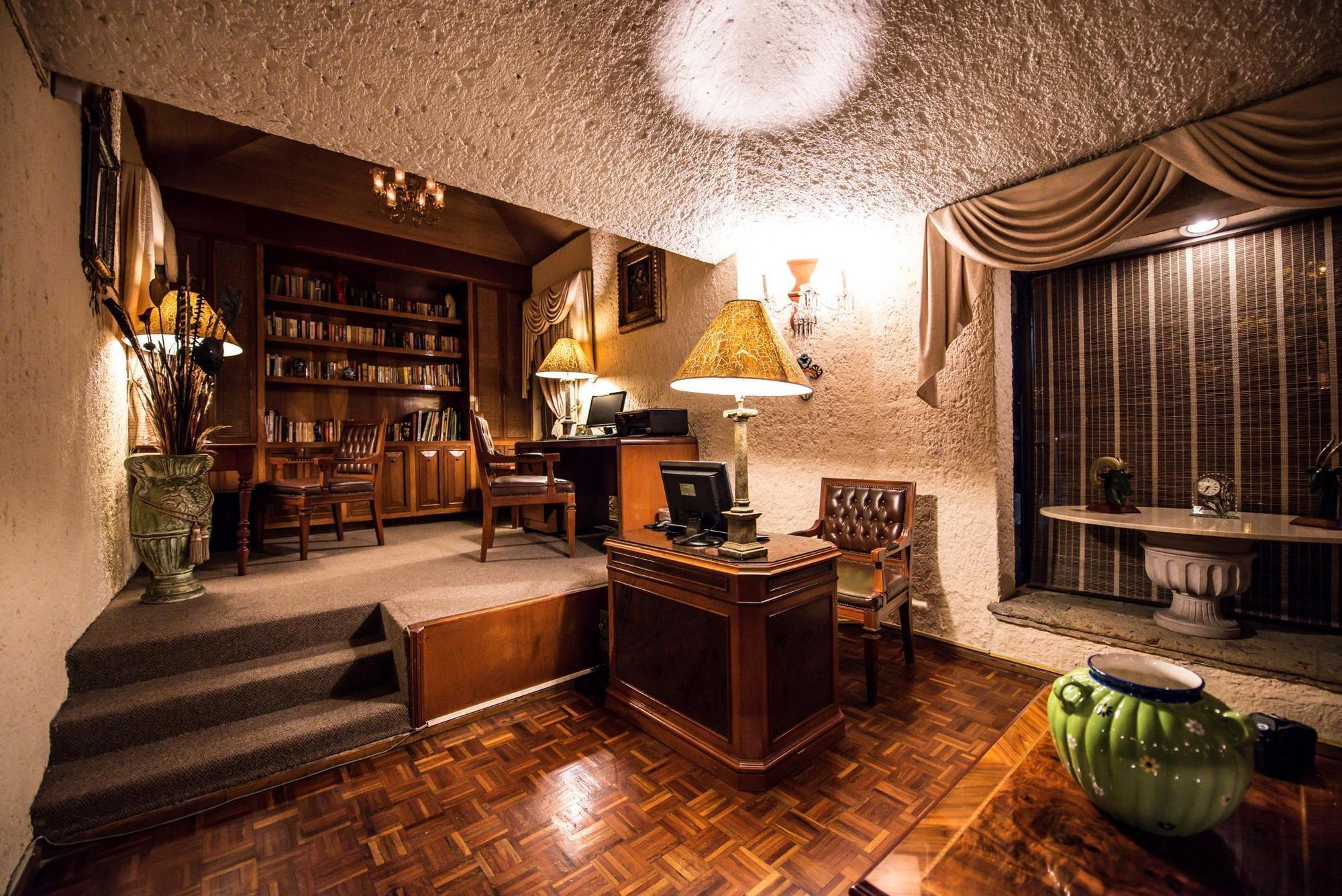 La Mansion Del Sol Hotel