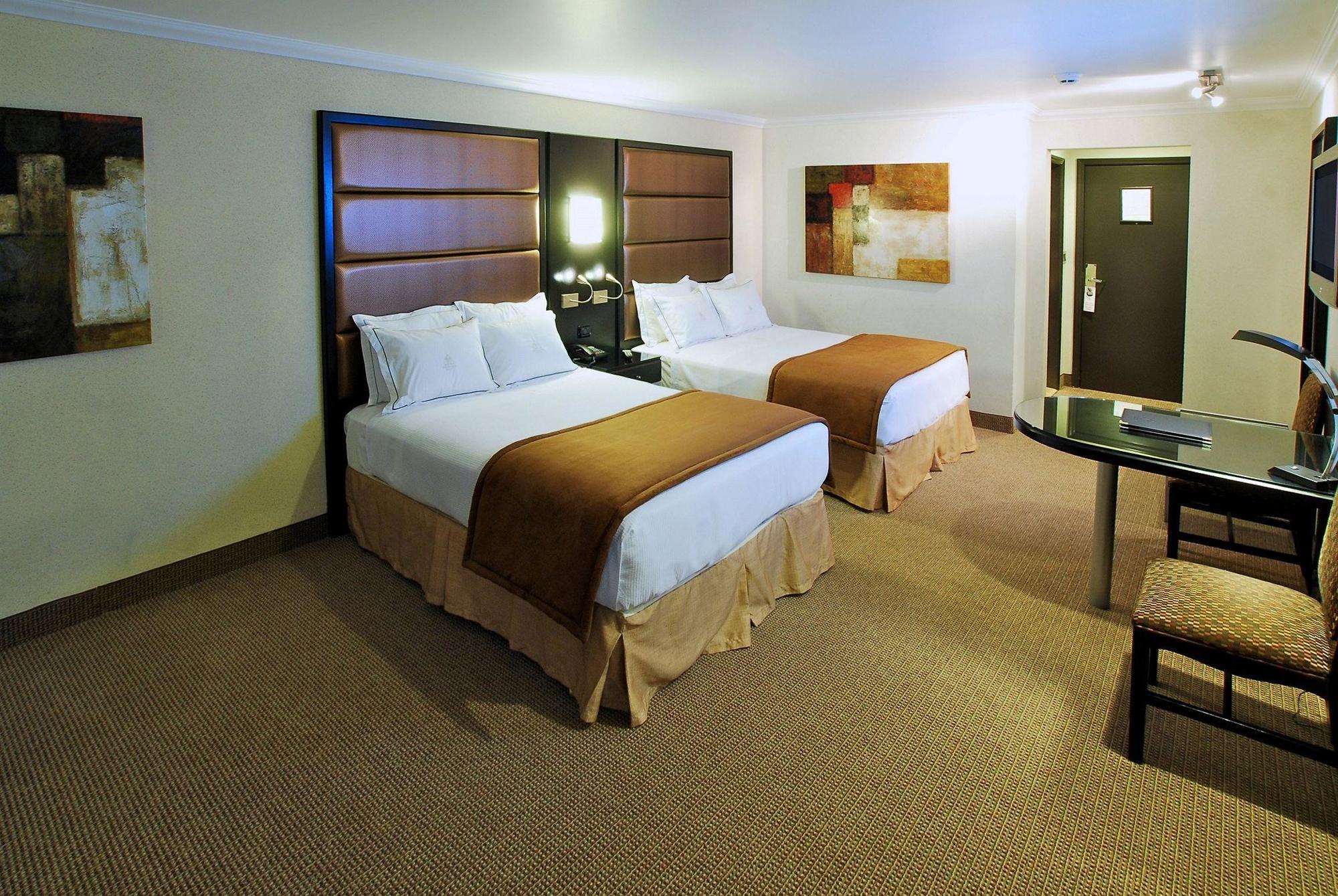 Real Del Rio Hotel Tijuana