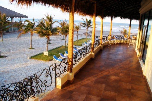 Hotel Arenas Del Mar