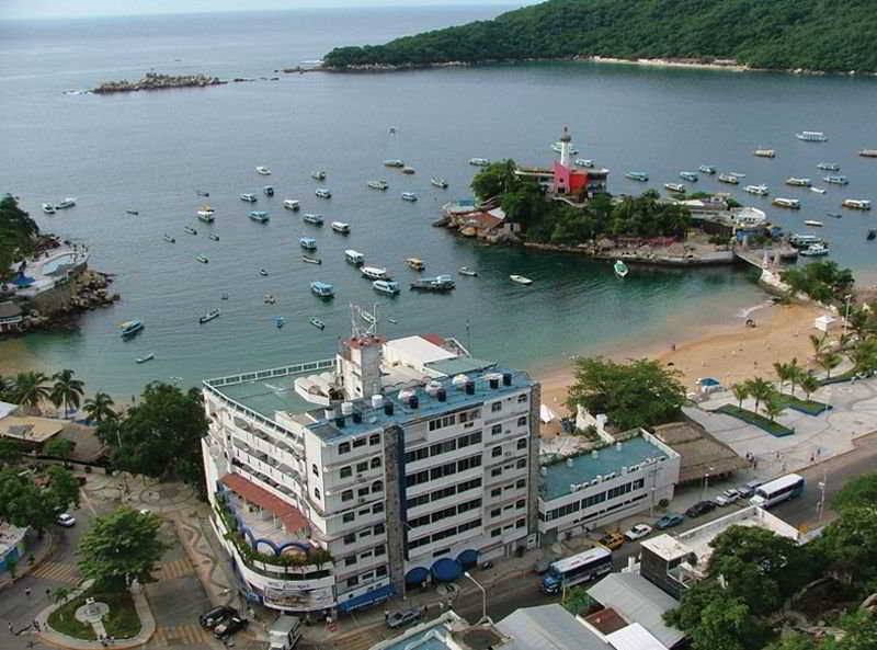 Acamar 4*