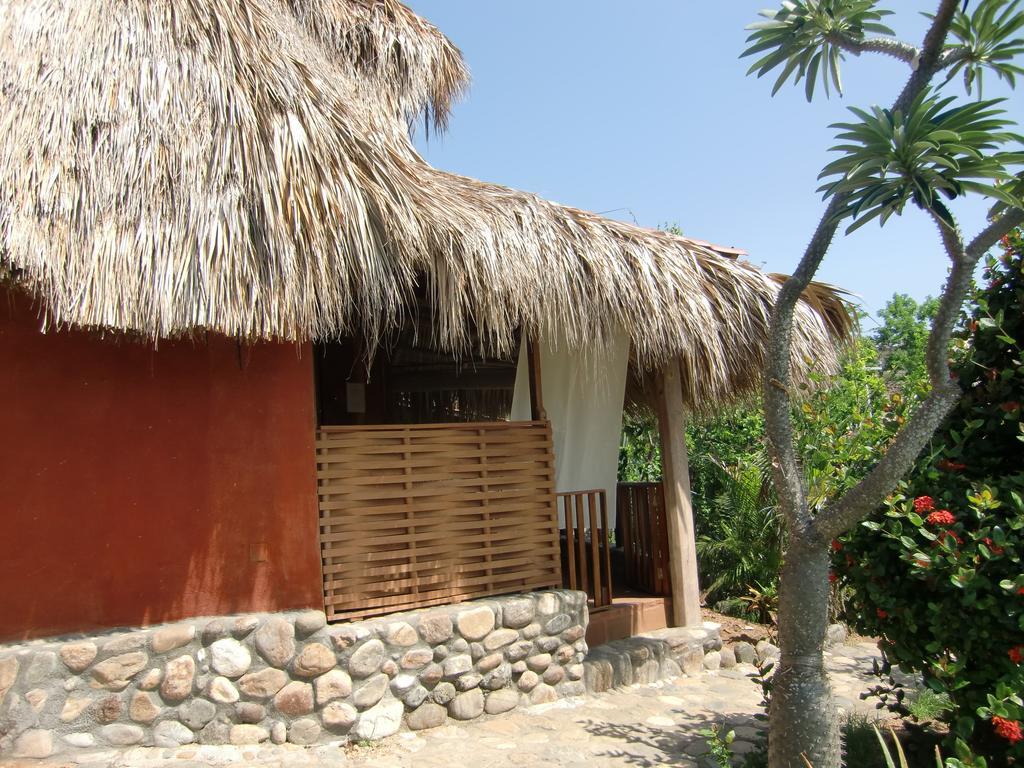 Hotel Escondida