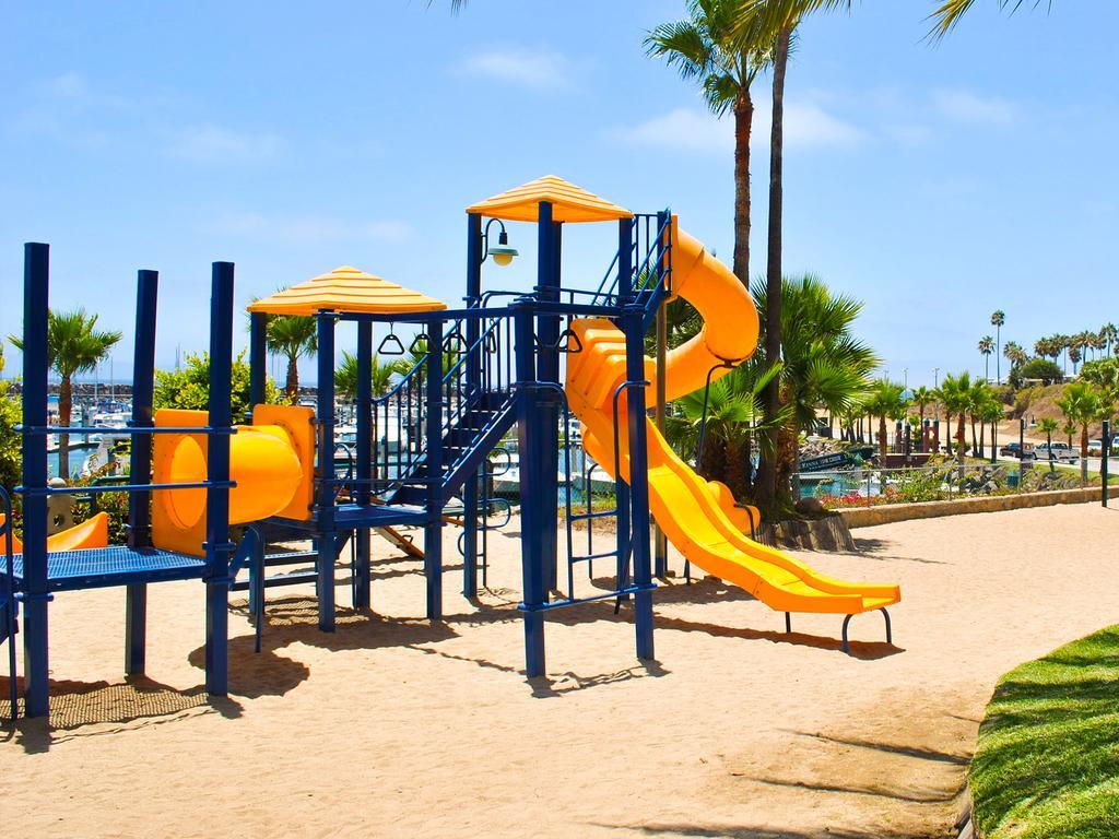 Hotel Coral & Marina 4*