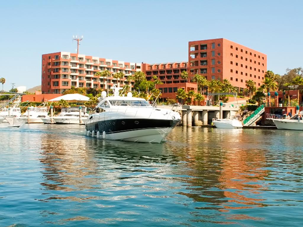 Hotel Coral & Marina