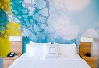Courtyard By Marriott Hotel