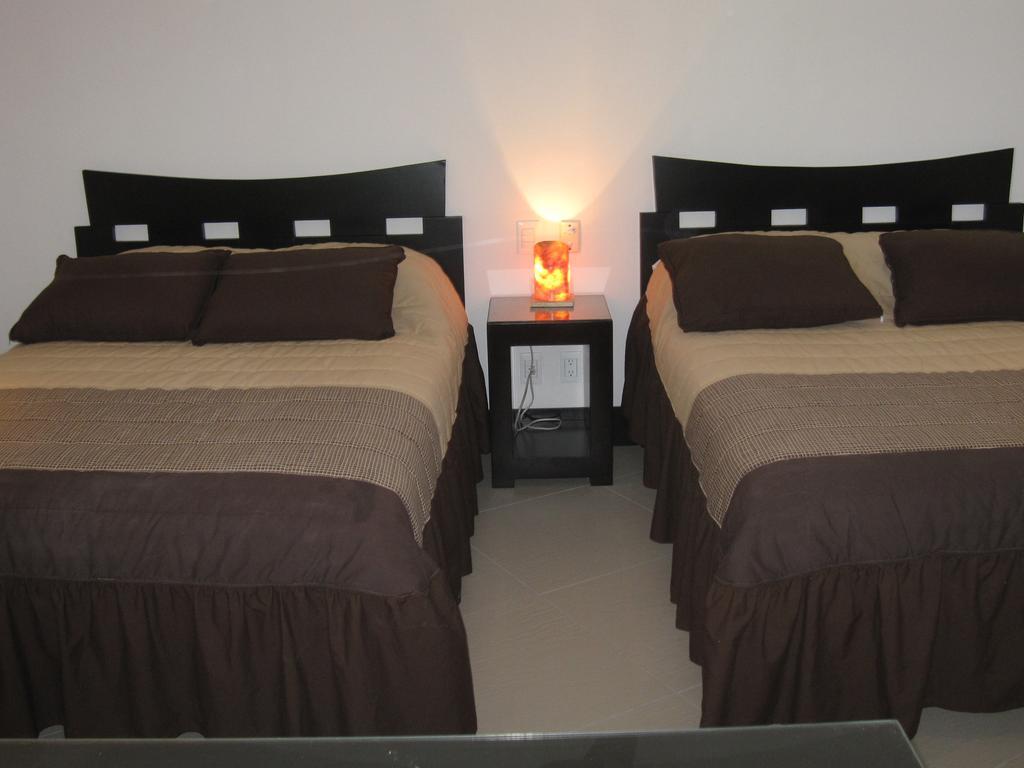 Bay View Grand Marina 1605 Sur * Ixtapa (Guerrero)