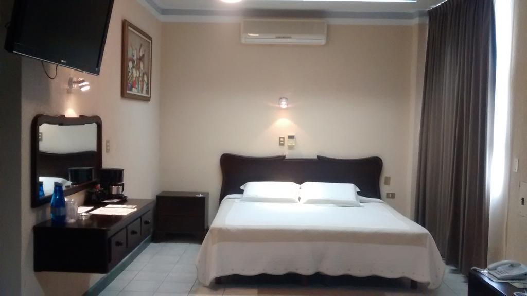 Hotel Tajin 3*