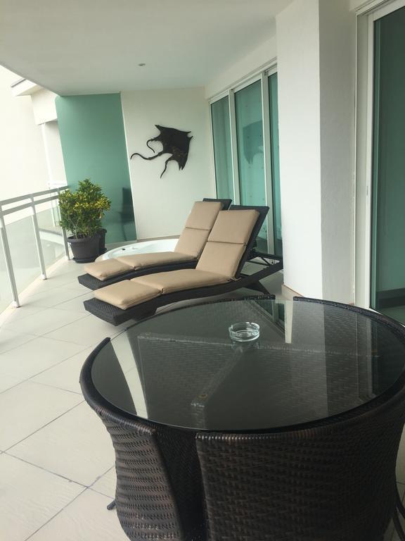 Apartment Bay View Grand Marina 1004s *