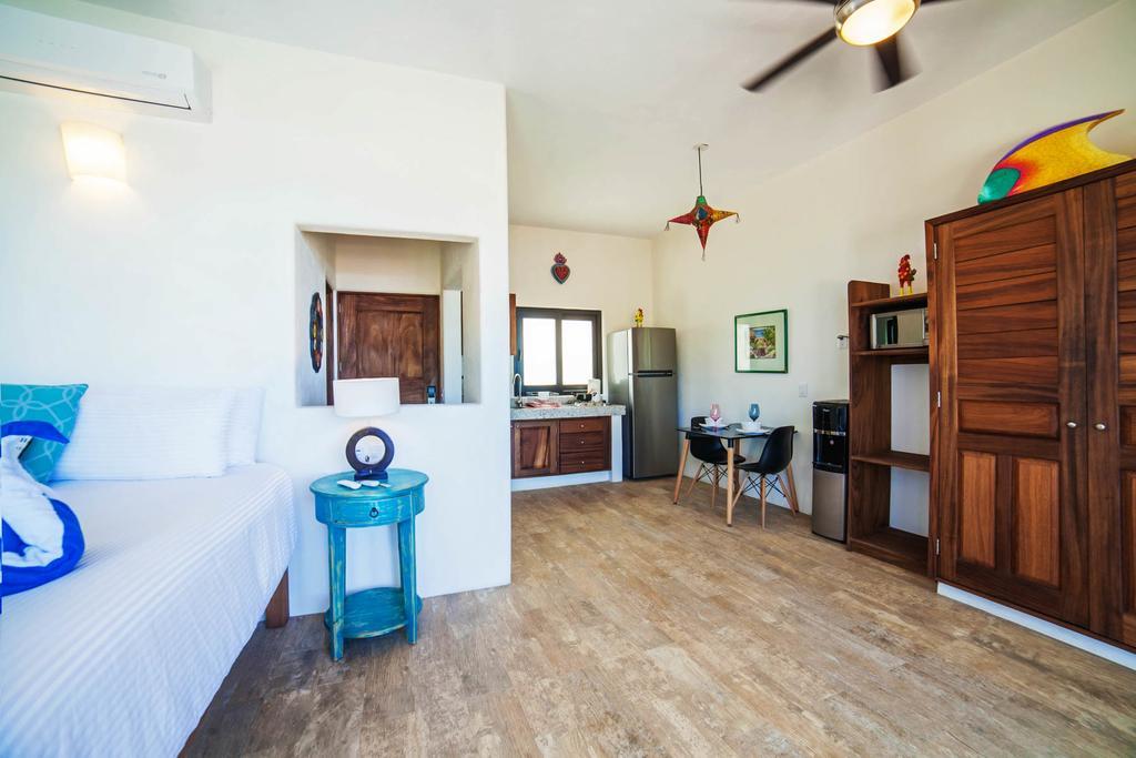 La Esquina Aparthotel