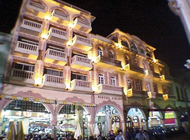 Colonial De Hotel