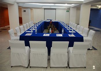 Emily 4* Pachuca