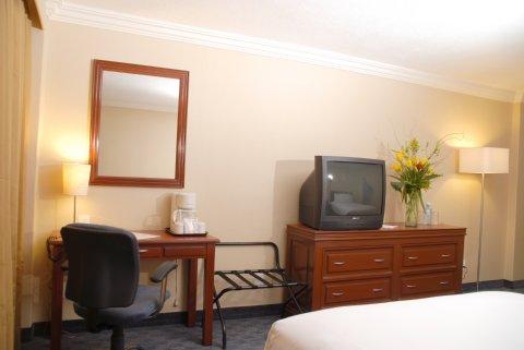 Hotel Express By Ihg 4*