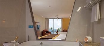 Hotel Grand Sirenis Mayan &