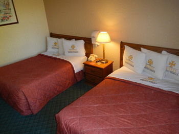 Santo Tomas 3*