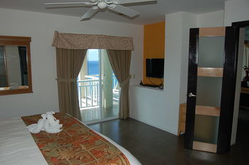 Hotel El Cantil 3*