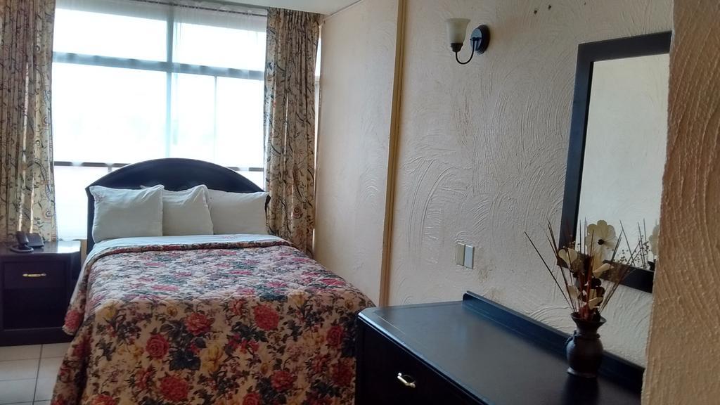 Adults Only Inn Ensenada