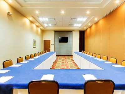 Hilton Garden Hotel 3*