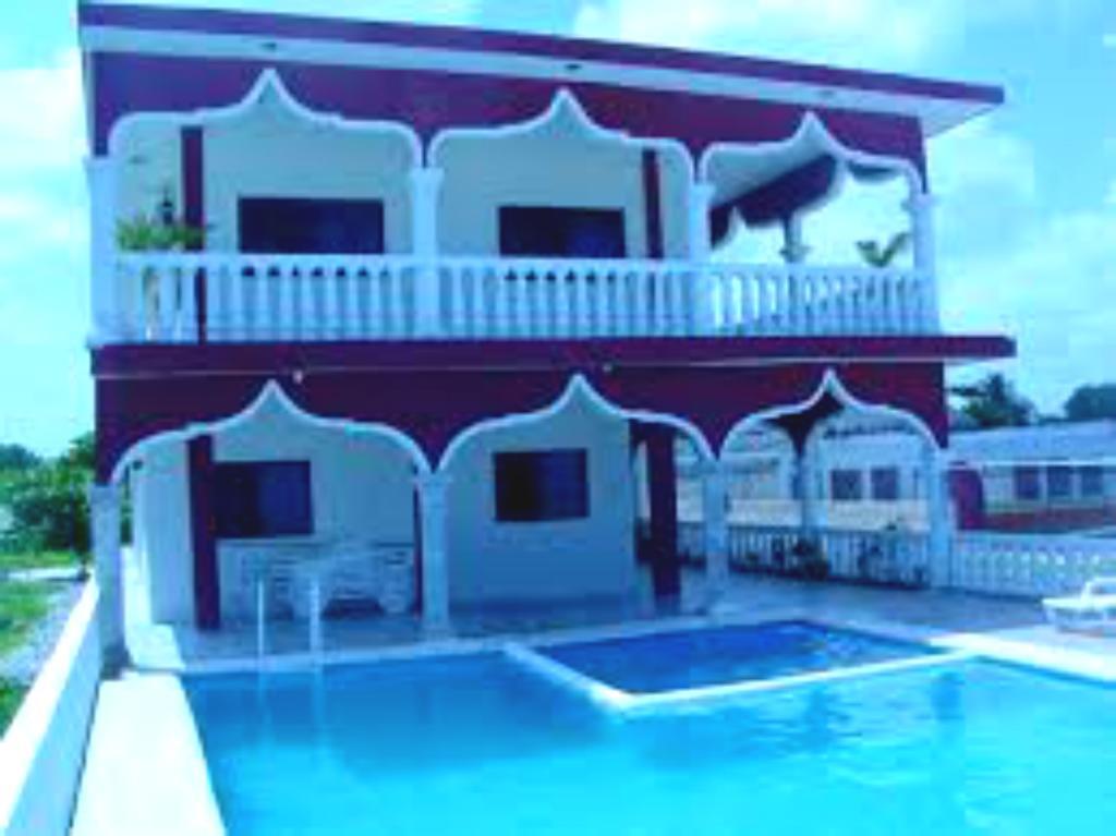 Flamingo Guest house