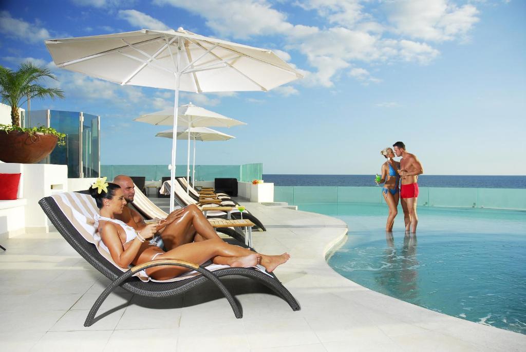 Grand Decameron Cabos, A Trademark (adults Only) Resort 4*