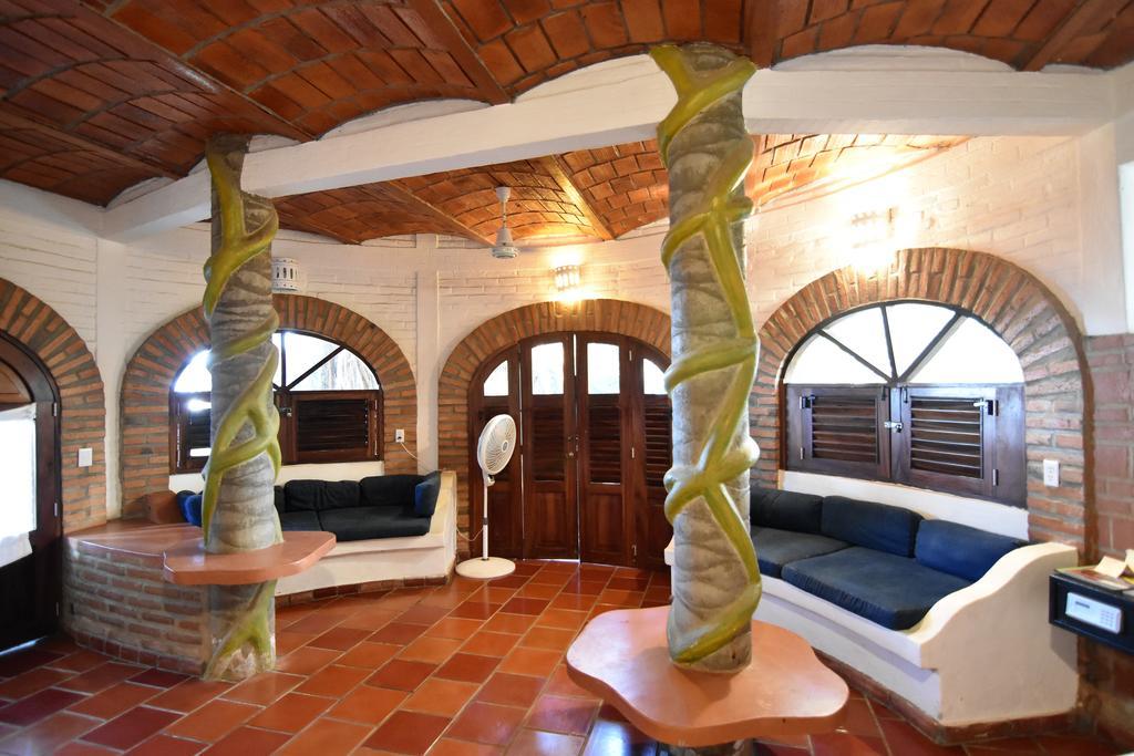 Guest house Beach House 3*