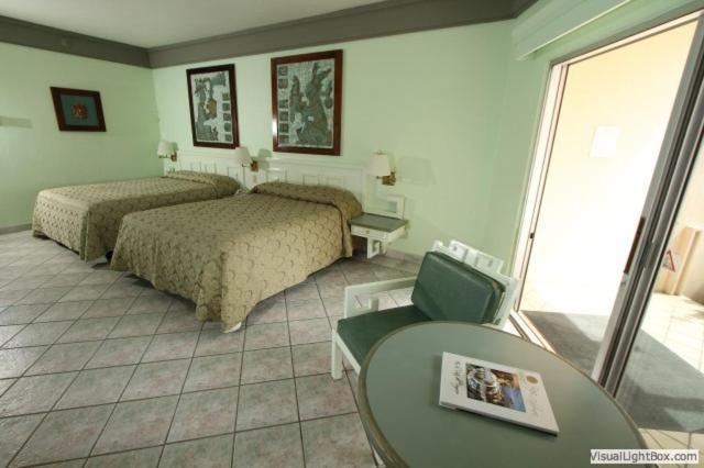 Estero Hotel