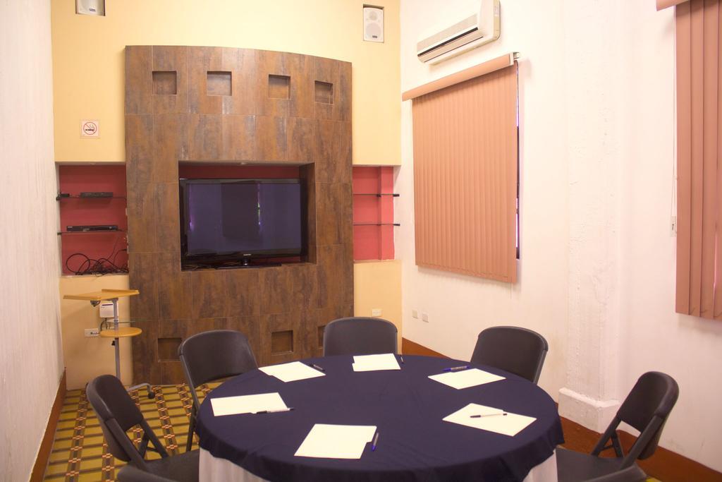 Hotel Fenix 3*