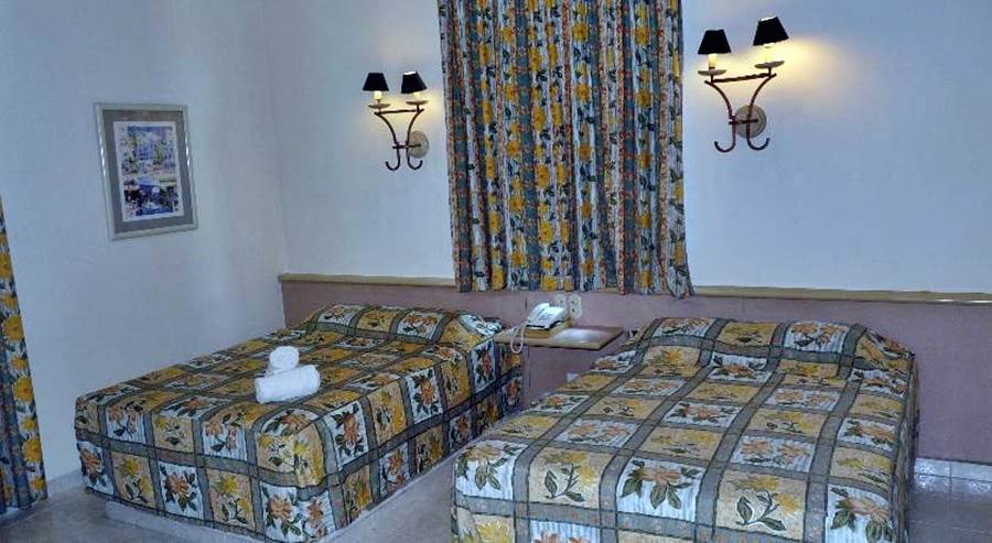 Ruiz Milan Hotel