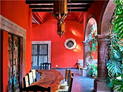 Casa Luna Boutique 3*