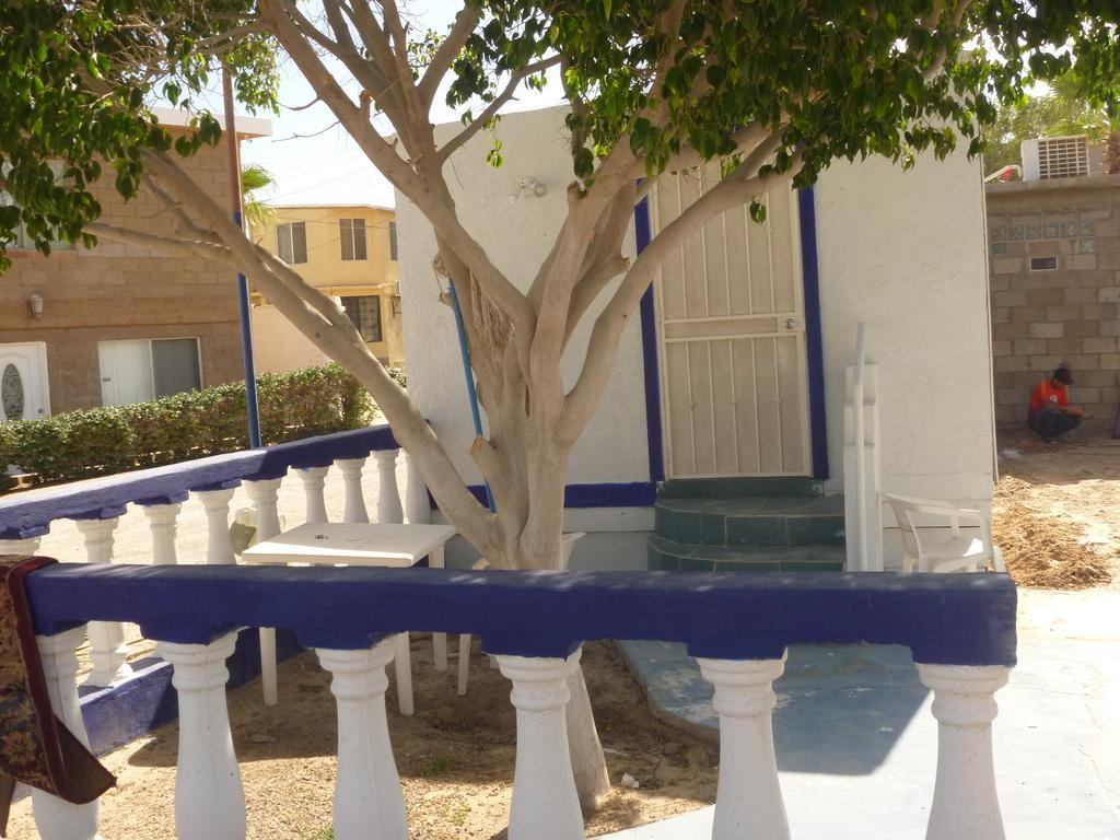 Aparthotel Whale Hill