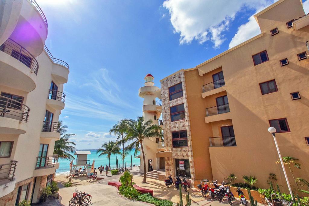 Apartment Beachfront Condo, 2 Bedroom - Ocean View At Corto Maltes Playa del Carmen