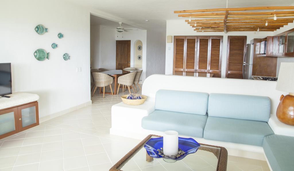 Las Villas Akumal Aparthotel
