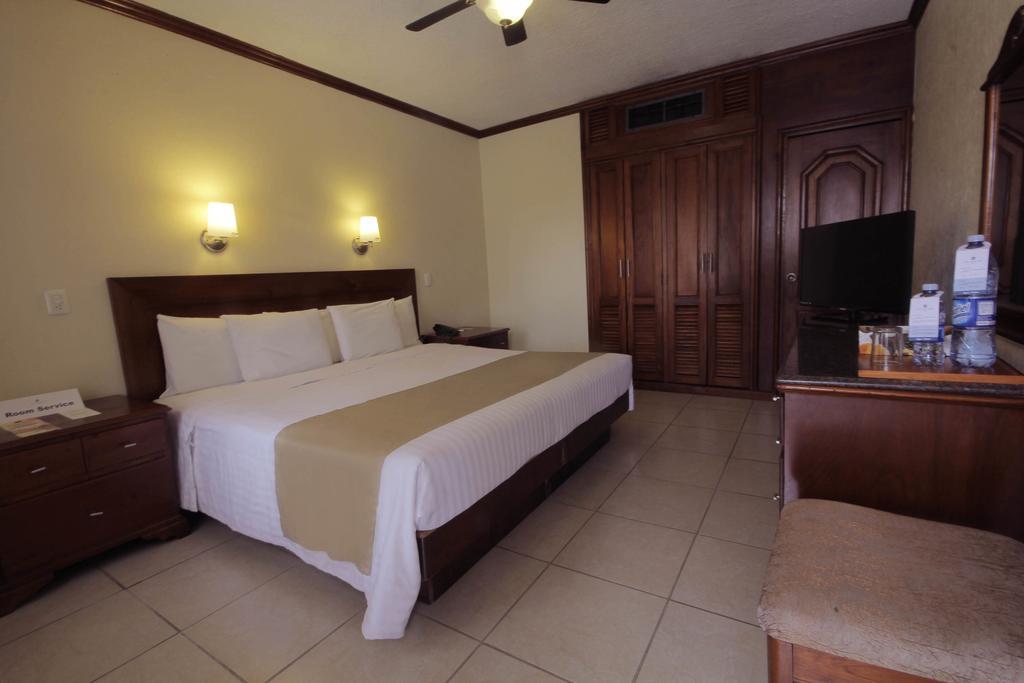 San Antonio Hotel