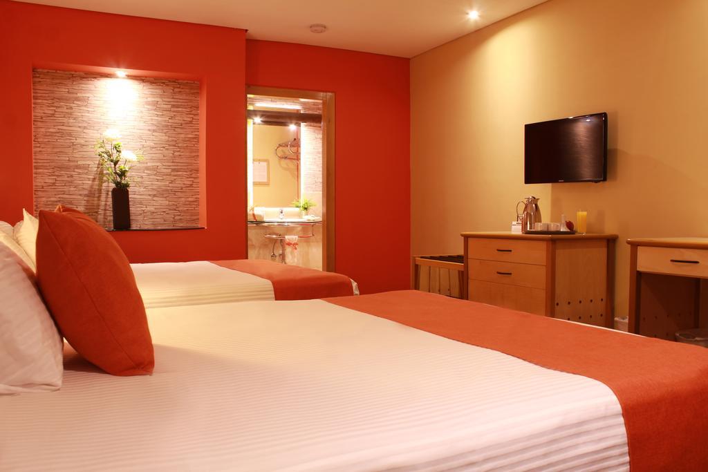 Hotel Colonial 3*